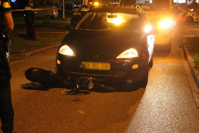 Bromfietser gewond bij botsing met automobilist