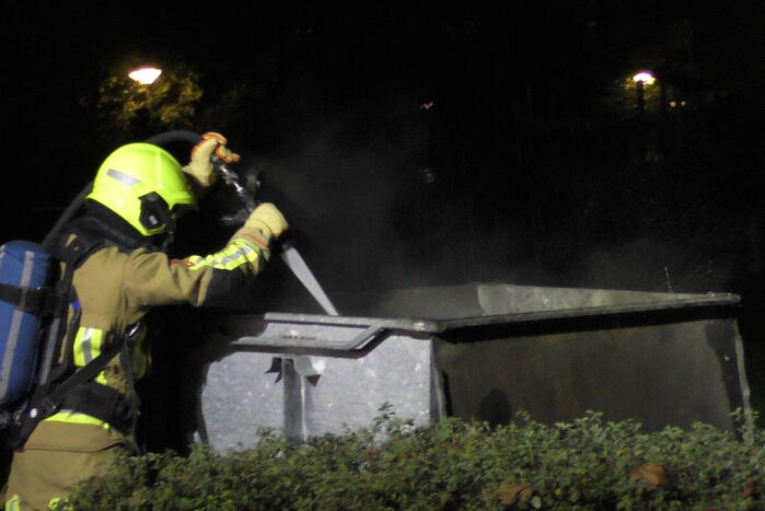 Brand in container snel geblust