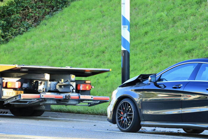 Flinke schade bij kop-staart botsing