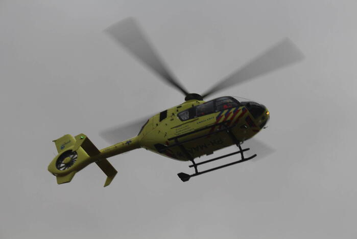 Trauma-arts per helikopter ingevlogen