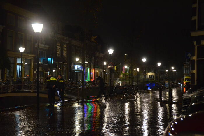 Fietser gewond na val in gracht