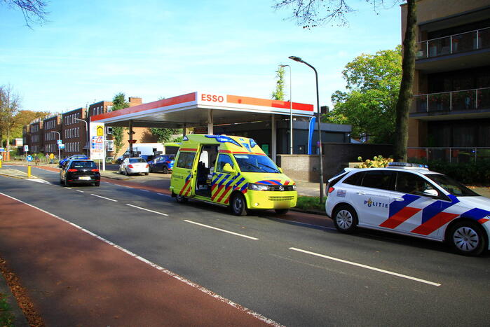 Man zwaargewond na val van fiets