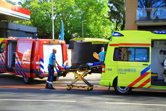 Man zwaargewond na val van fiets