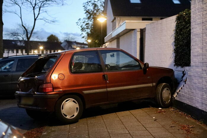 Dubbele botsing door oudere bestuurder