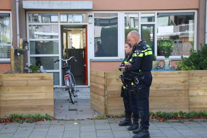 Blussen met water heeft brand in pan met olie verergerd