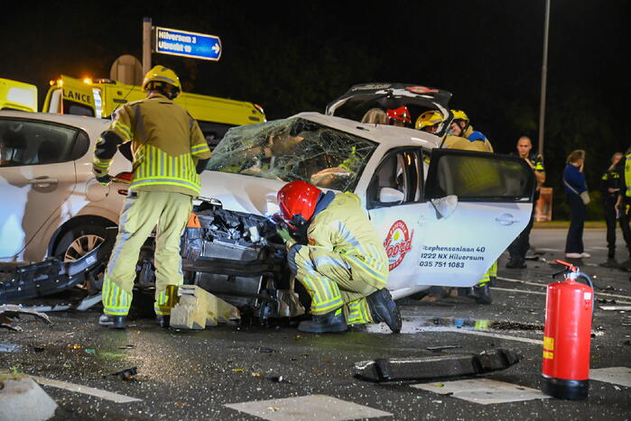 Botsing tussen twee personenauto's