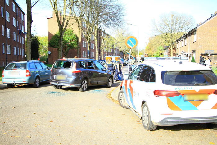 Autoramen kapot geslagen bij verkeersruzie