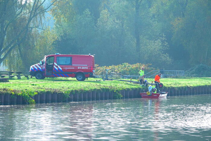 Reddingsactie voor gans in de problemen