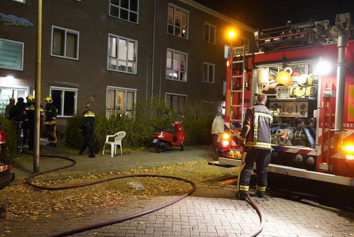 Bewoner gered na brand op tweede etage