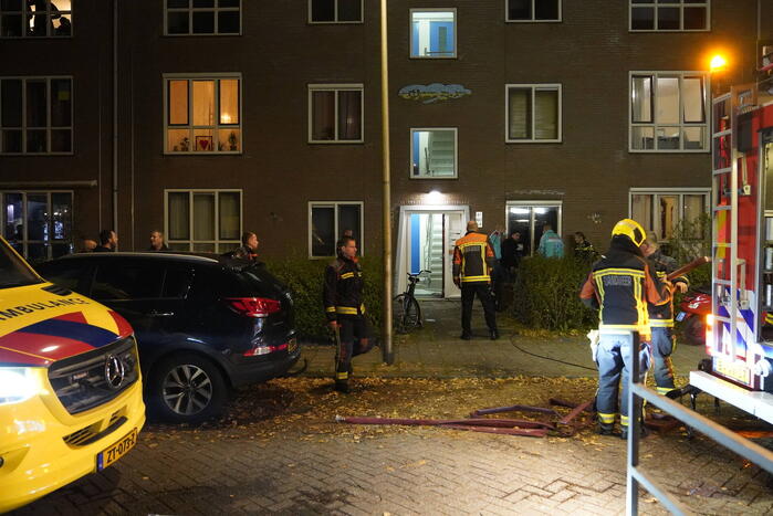 Bewoner gered na brand op tweede etage
