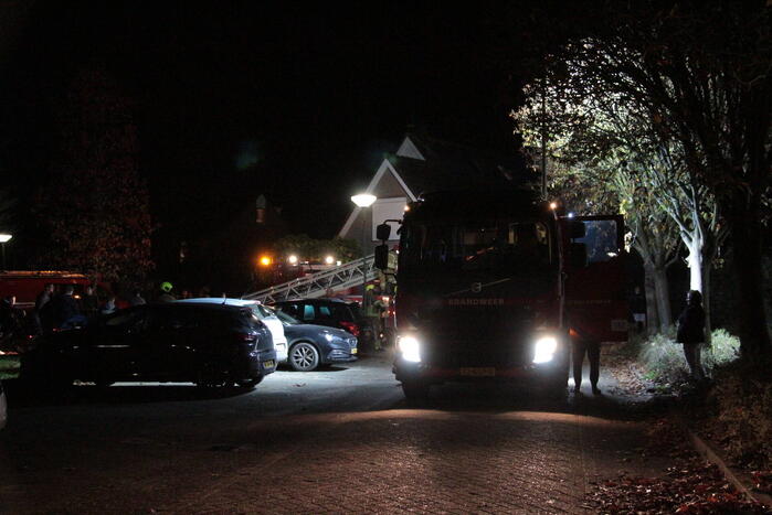 Schoorsteenbrand snel onder controle