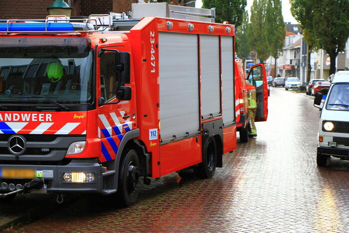 Politie zet stormram in