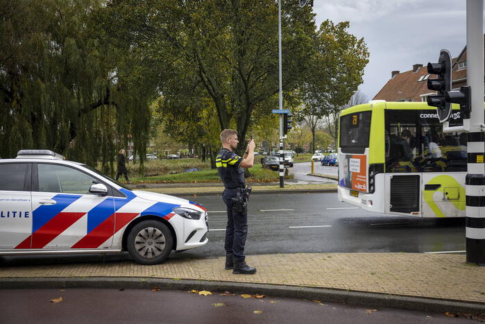 Scooterrijdster gewond bij verkeersongeval
