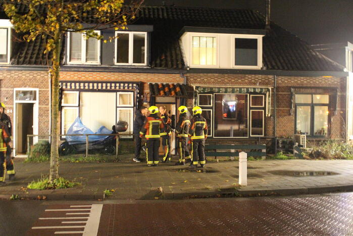 Brand in schoorsteen van woning