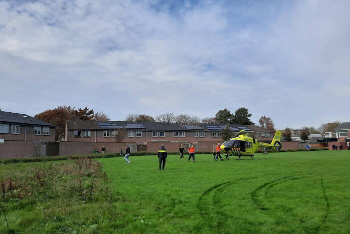 Traumateam assisteert ambulancedienst