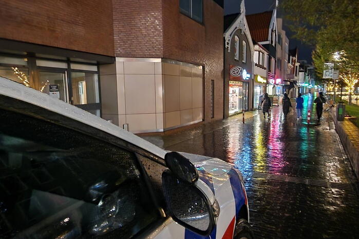 Twee overvallers slaan op de vlucht