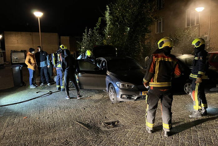 Autobrand snel onder controle