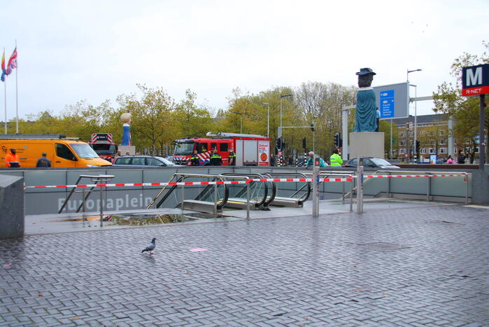 Veel rookontwikkeling op metrostation
