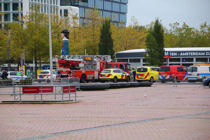 Veel rookontwikkeling op metrostation