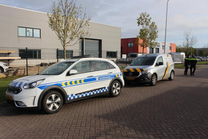 Preventieve drugscontrole bij loodsen op industrieterrein