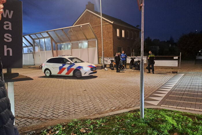 Gewonde na botsing tussen auto en scooter