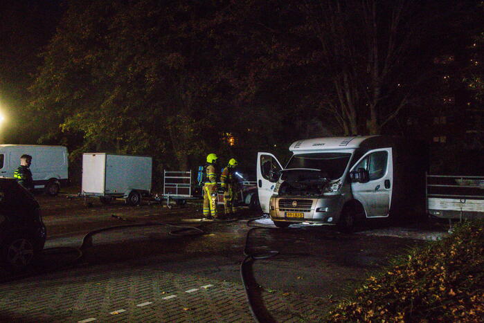 Wederom camper in brand gestoken