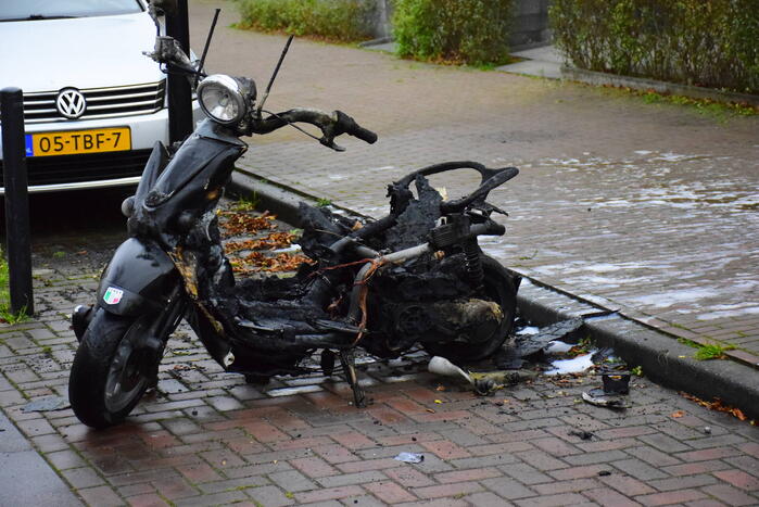 Scooter total-loss door brand