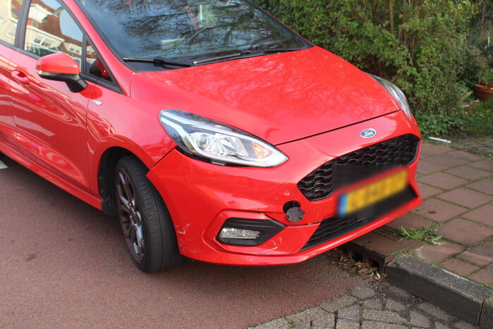 Scooterrijder aangereden op voorrangskruising