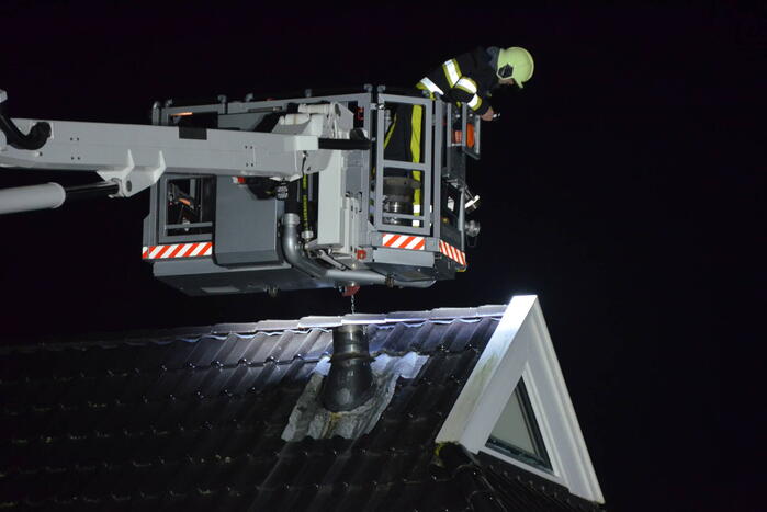 Brandweer ingezet bij brand in schoorsteen