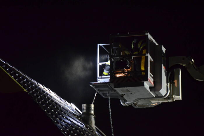 Brandweer ingezet bij brand in schoorsteen