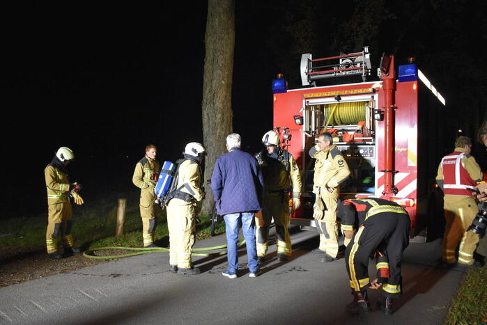 Brand in grote container snel geblust