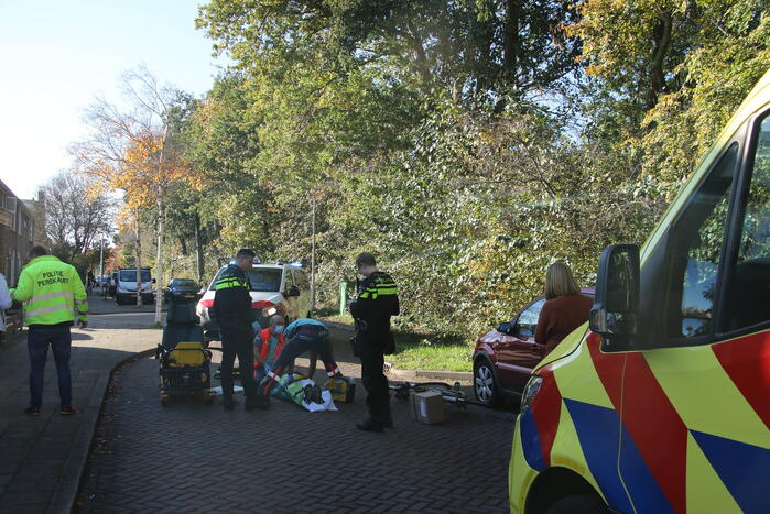 Fietser zwaargewond bij aanrijding