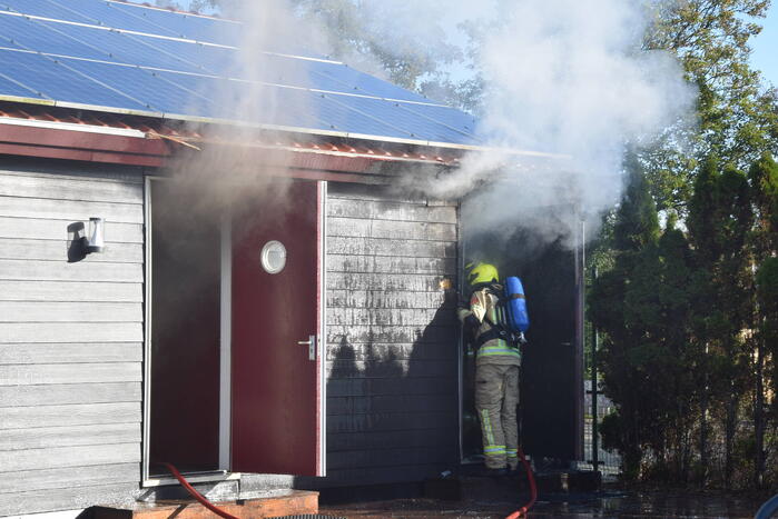 Uitslaande brand in clubgebouw tennisvereniging
