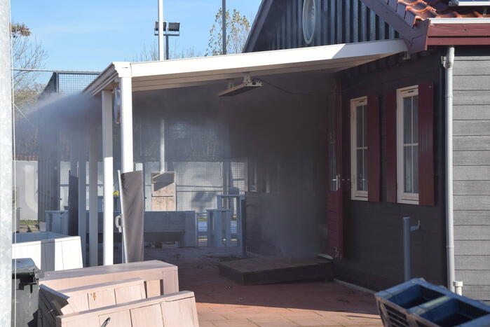 Uitslaande brand in clubgebouw tennisvereniging