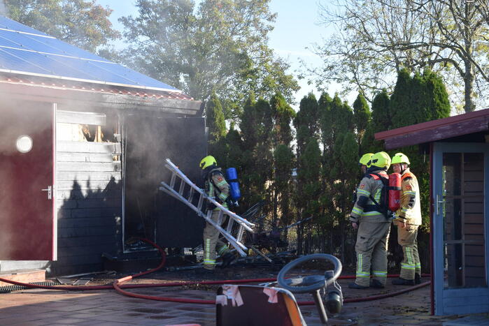 Uitslaande brand in clubgebouw tennisvereniging