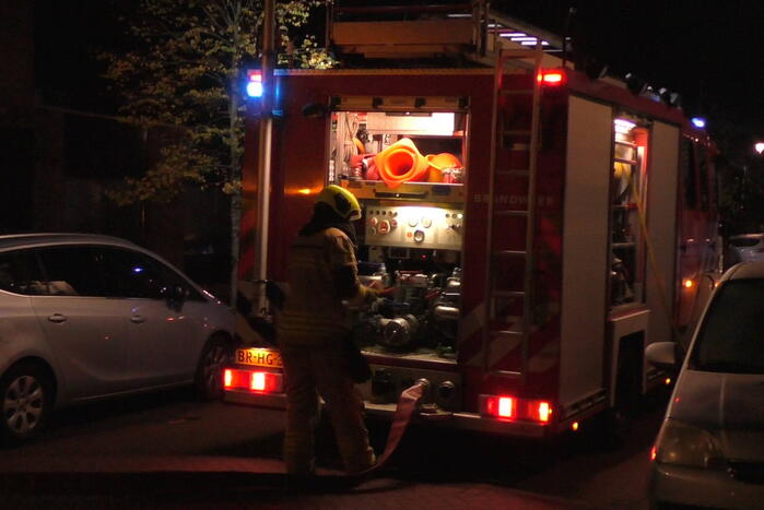 Auto gaat in vlammen op