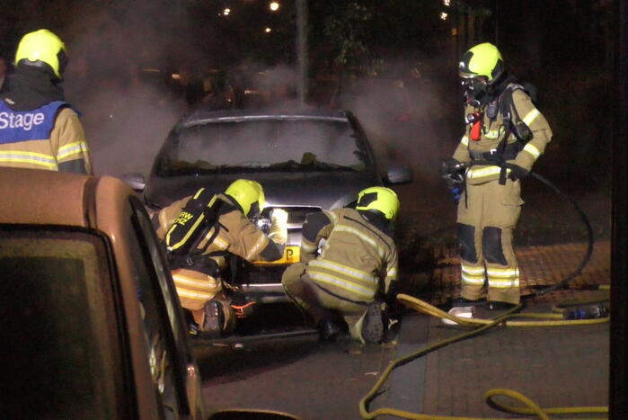 Auto gaat in vlammen op
