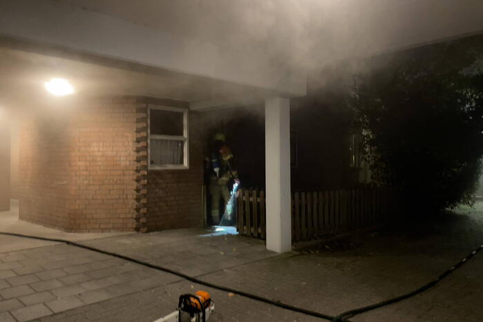 Wietkwekerij ontdekt na brand in schuur van woning