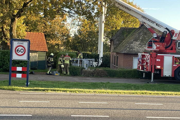 Brand in schoorsteen van woning