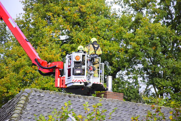 Schoorsteenbrand bij kampeerboerderij De Houtkamp