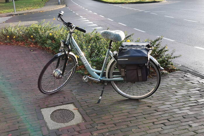 Fietser gewond bij botsing met auto