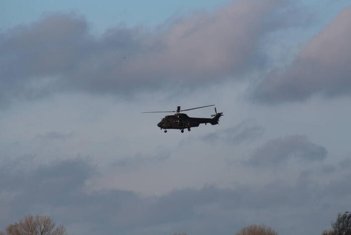 Militaire oefening op vliegbasis Valkenburg