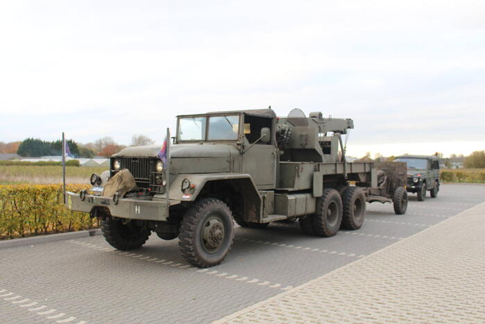Militaire oefening op vliegbasis Valkenburg