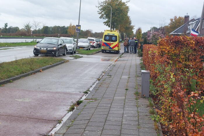 Schade bij aanrijding tussen twee auto's