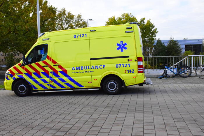 Fietsertje aangereden door auto