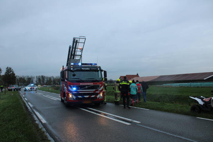 Bestuurder gewond na te water raken met voertuig