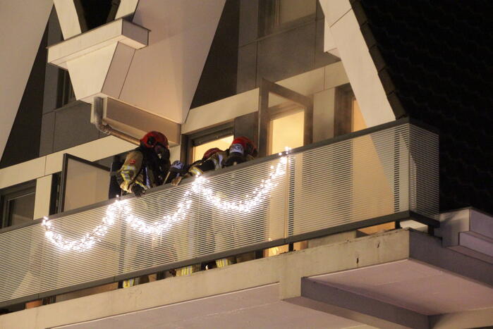 Flinke brand in schoorsteen van woning