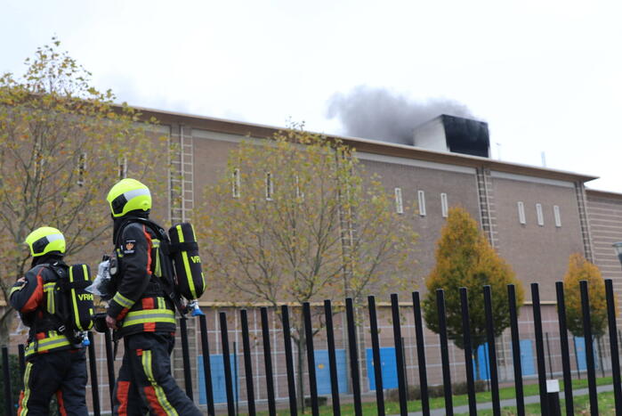 Flinke rookontwikkeling bij brand in hoogspanningscentrale