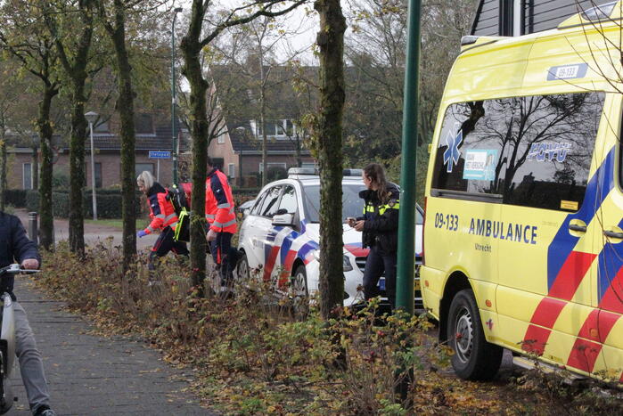 Veel hulpdiensten naar basisschool