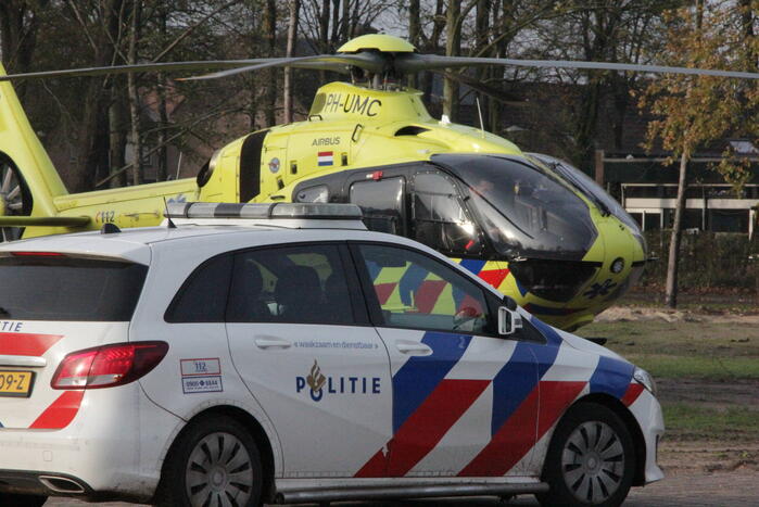 Veel hulpdiensten naar basisschool